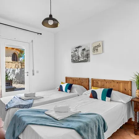 Venus - Plusholidays Villa *