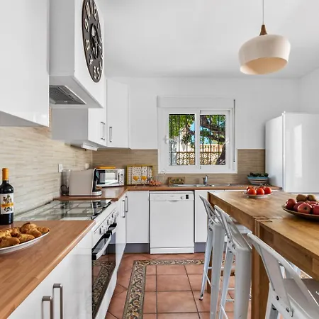 Venus - Plusholidays Villa